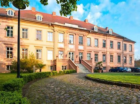 Schlosshotel Rühstädt Garni - Natur&Erholung an der Elbe Exterior foto