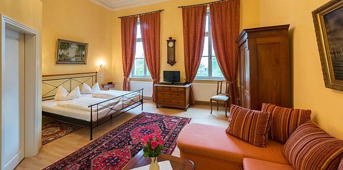 Schlosshotel Rühstädt Garni - Natur&Erholung an der Elbe Exterior foto